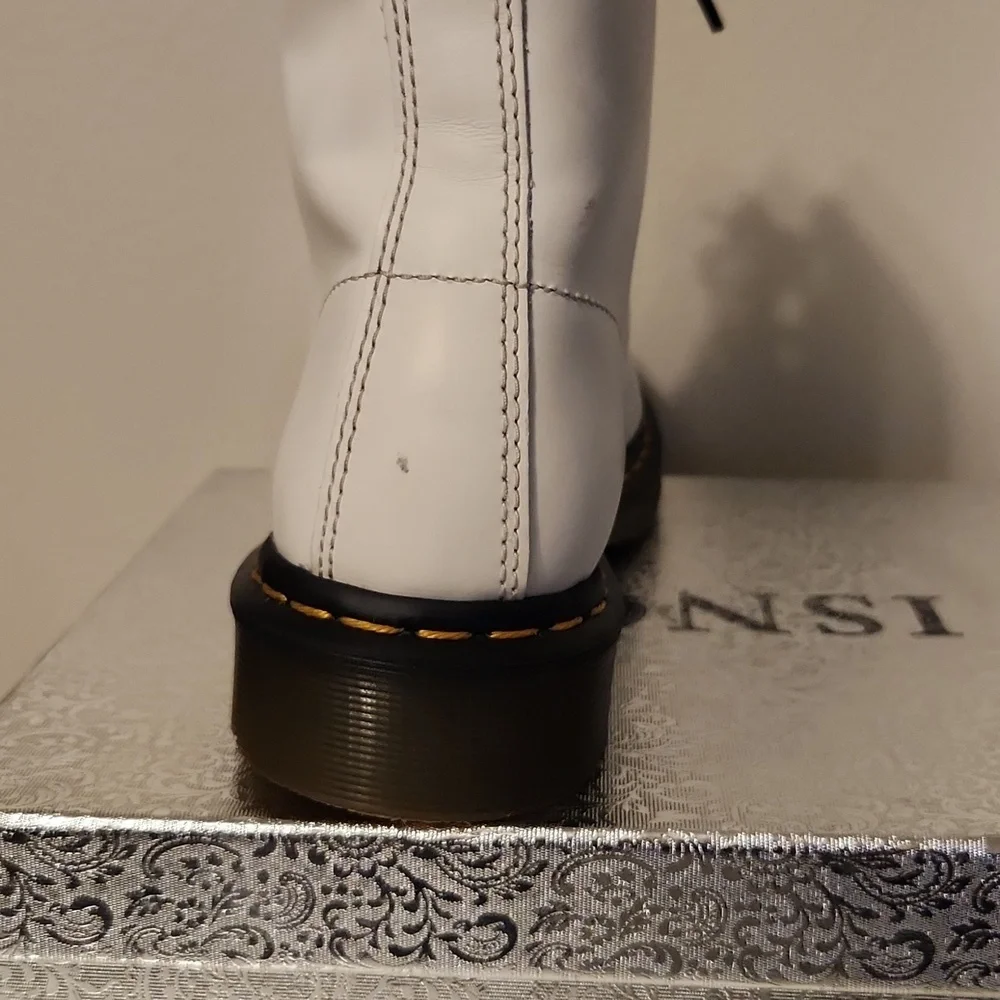 DR. MARTEN'S 1460 BOOTS SMOOTH LEATHER Women's White Boots Size 10. - Picture 9 of 12